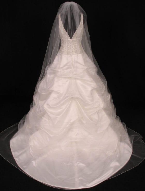 S0100VL Diamond White Bridal Veil