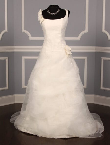 St. Pucchi Z153 Wedding Dress Size 8