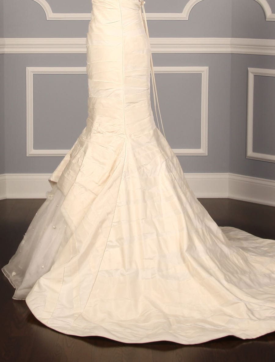 St Pucchi 525 Wedding Dress Discounted Side Skirt