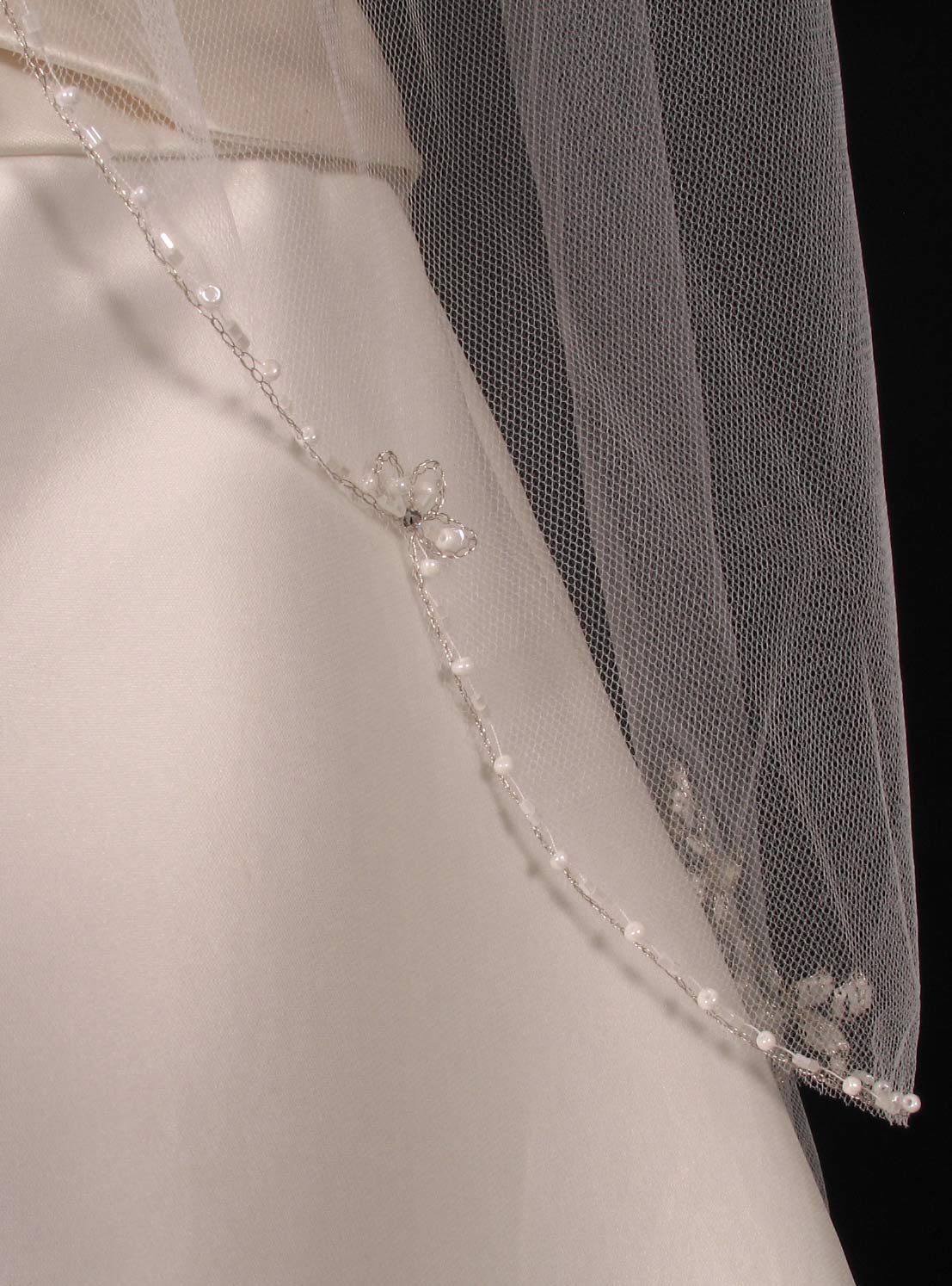 S3162VL White Fingertip Length Bridal Veil
