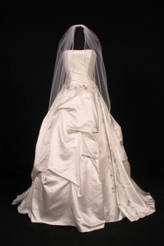 S2833VL White Bridal Veil