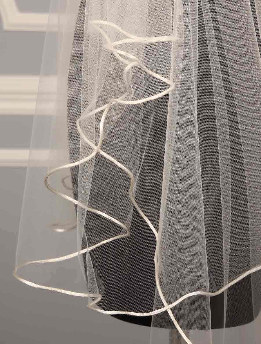 S202VL Bridal Veil Detail
