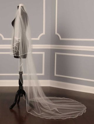 S202VL Ivory Wedding Veil