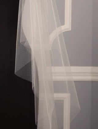 S204VL Ivory Wedding Veil Detail