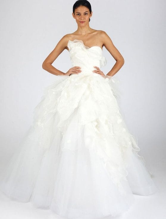 Oscar de la Renta 44N65 Wedding Dress