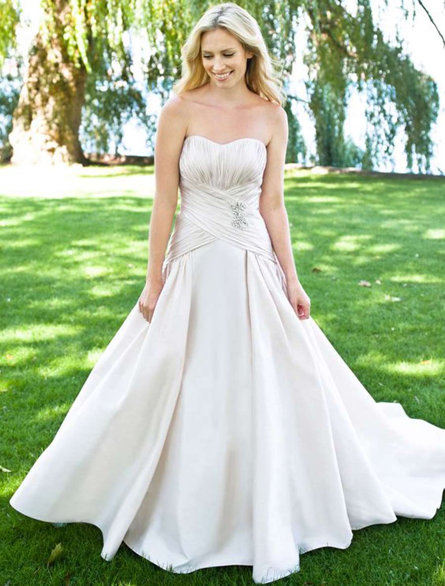 Lea-Ann Belter Sasha Wedding Dress