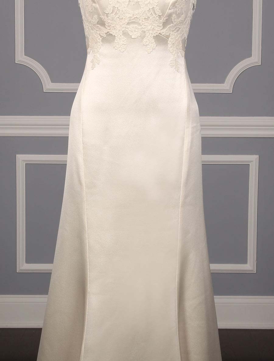 Anna Maier Couture Grace 4404 Wedding Dress Front Skirt Detail