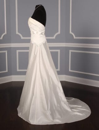 Lea-Ann Belter Discount Designer Wedding Dress Harlow