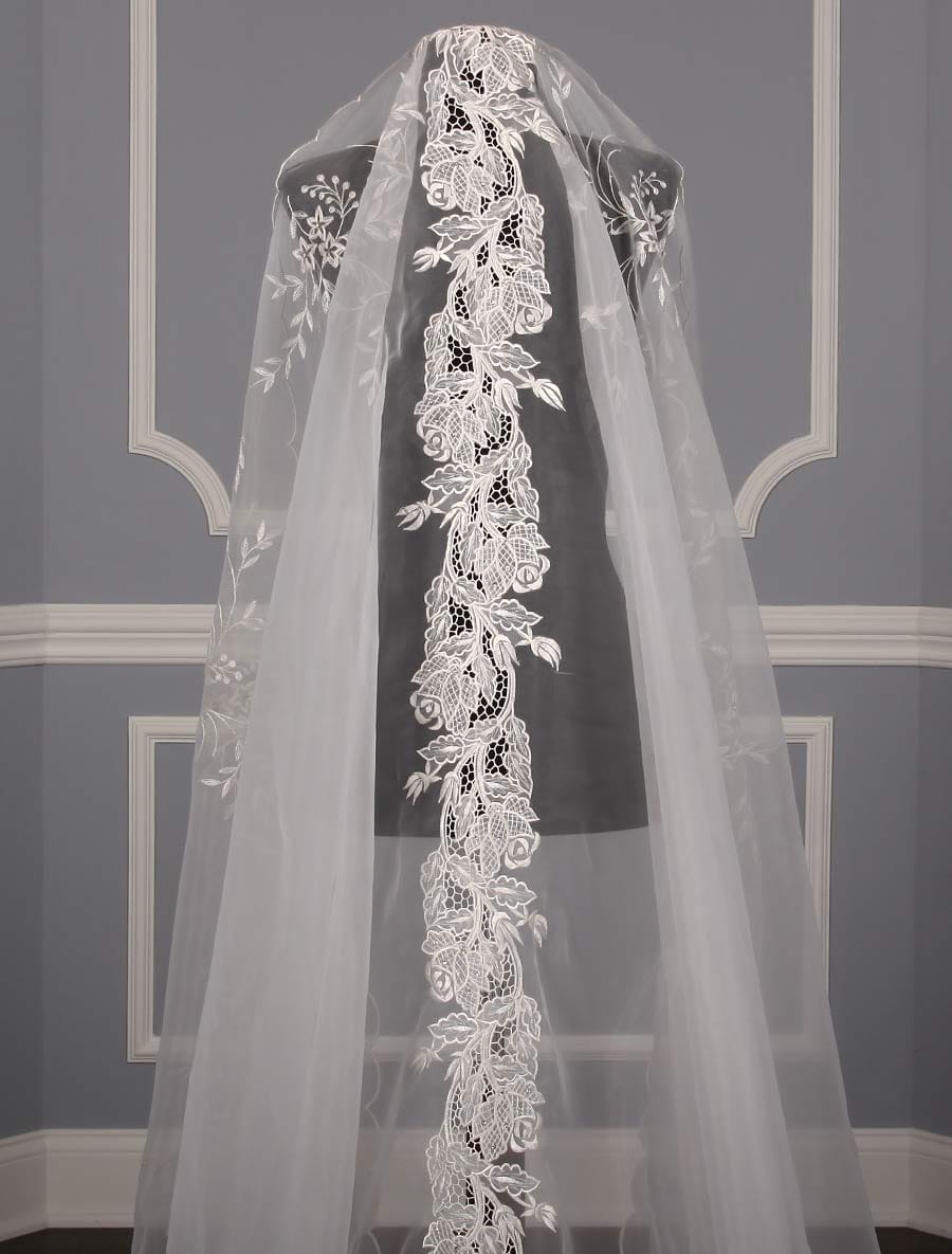 St Pucchi M6217 Bridal Veils