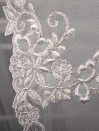 St Pucchi M9339 Wedding Veil Detail