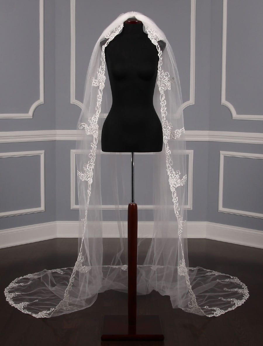 St Pucchi M9339 Wedding Veil