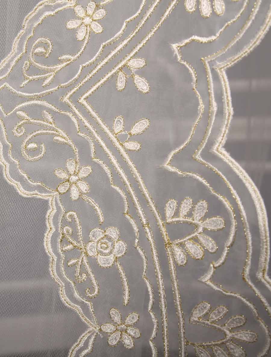 St. Pucchi M9312 Bridal Veil Detail