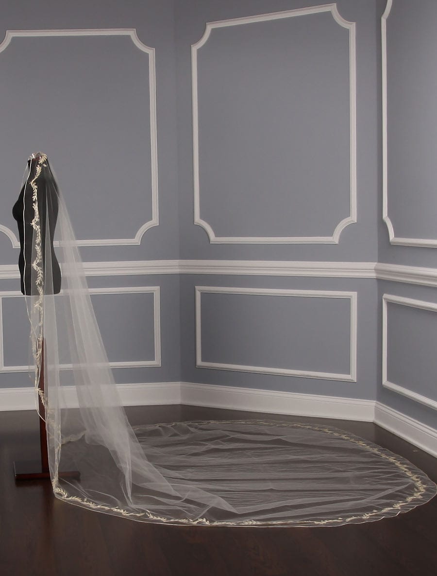 St. Pucchi M1138-4 Light Gold Wedding Veil