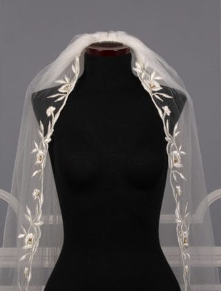 St. Pucchi M1324 Bridal Veils