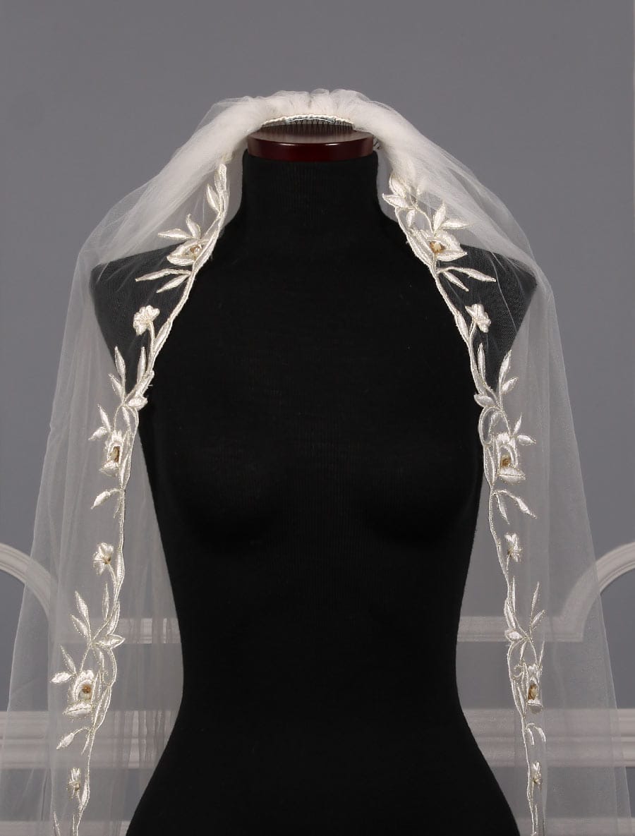 St. Pucchi M1324 Bridal Veils