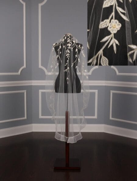 St. Pucchi V363416 Bridal Veil