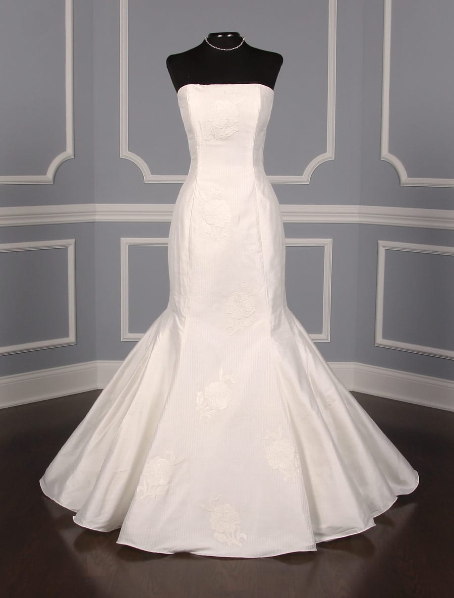 St. Pucchi Ava Wedding Dress