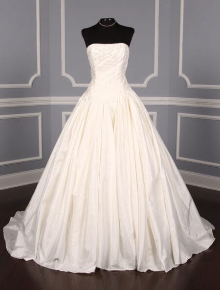 St. Pucchi Olivia Z168 Wedding Dress Size 10