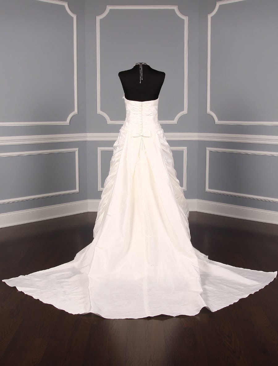 St Pucchi Wedding Dresses