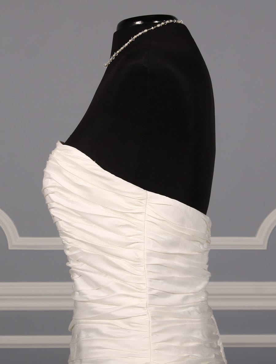 St. Pucchi London Z167 Wedding Dress Side Bodice