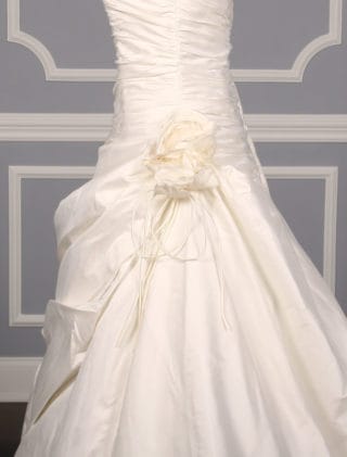 St. Pucchi London Z167 Wedding Dress Side Skirt Detail