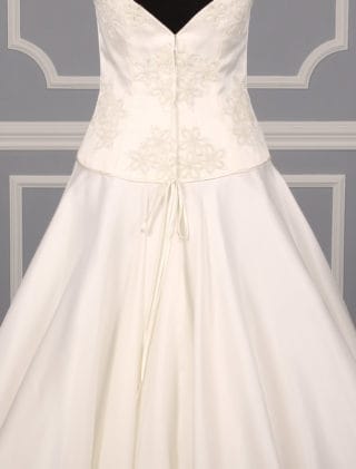 St. Pucchi Justine Z158 Wedding Dress Back Skirt Detail