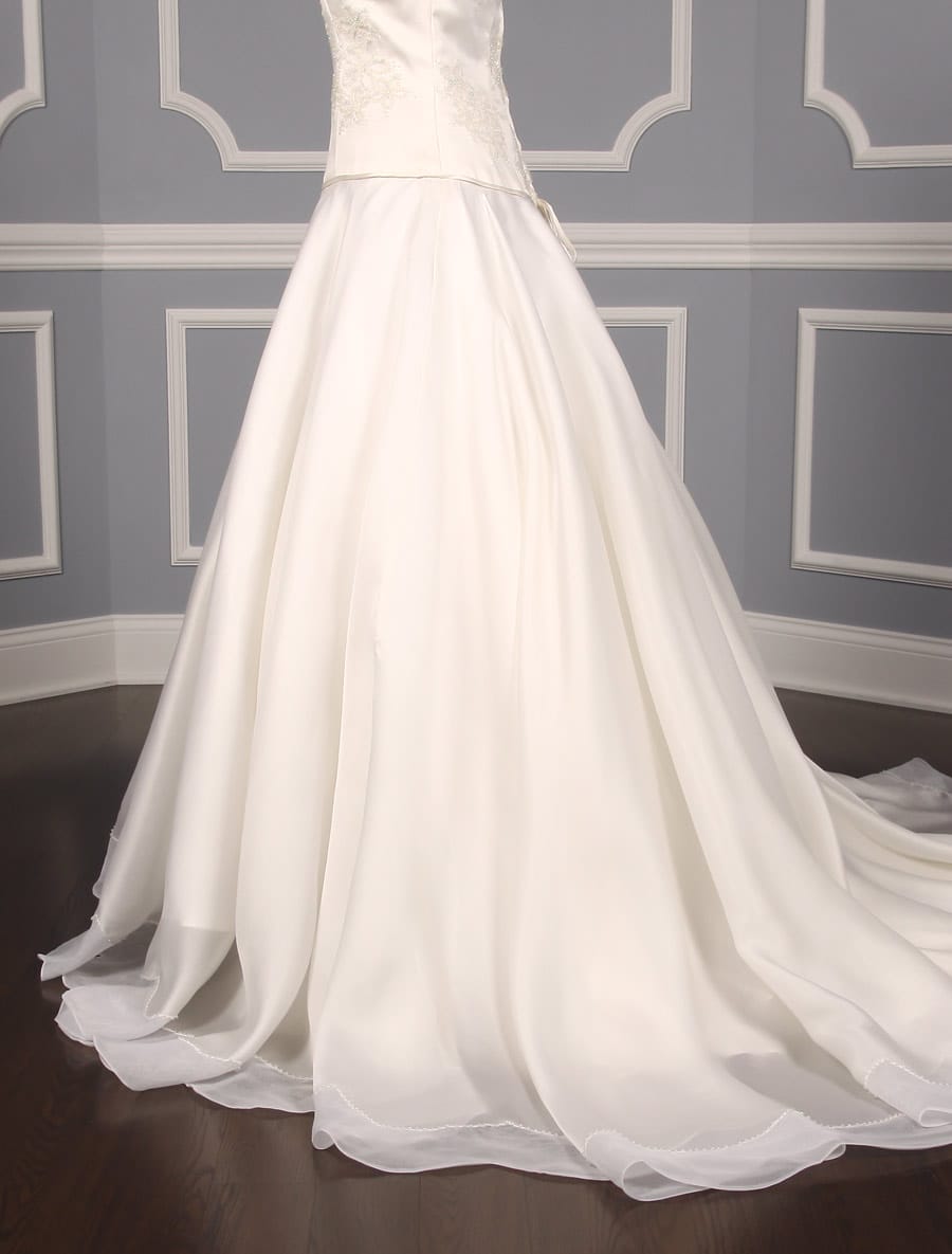 St. Pucchi Justine Z158 Wedding Dress Discounted Side Skirt