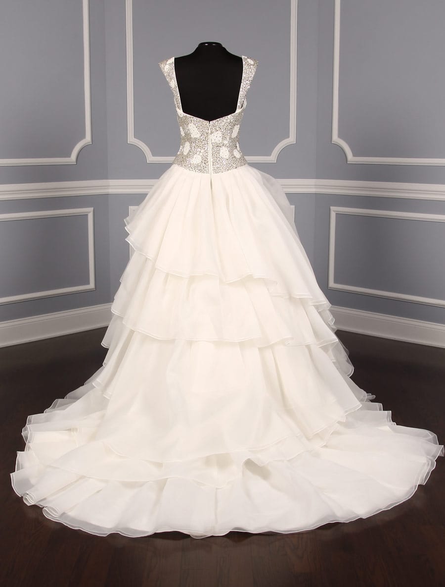 St. Pucchi Wedding Dresses