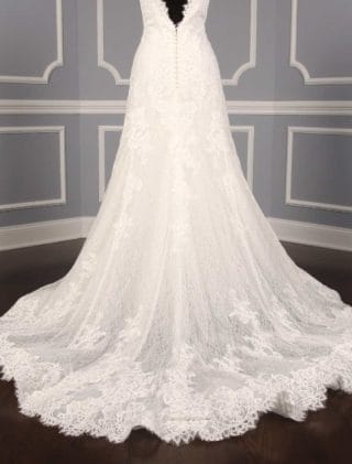 Pronovias Praciala Wedding Gown