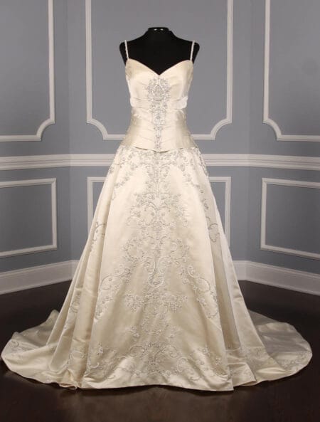 Amalia Carrara 306 Wedding Dress Size 6