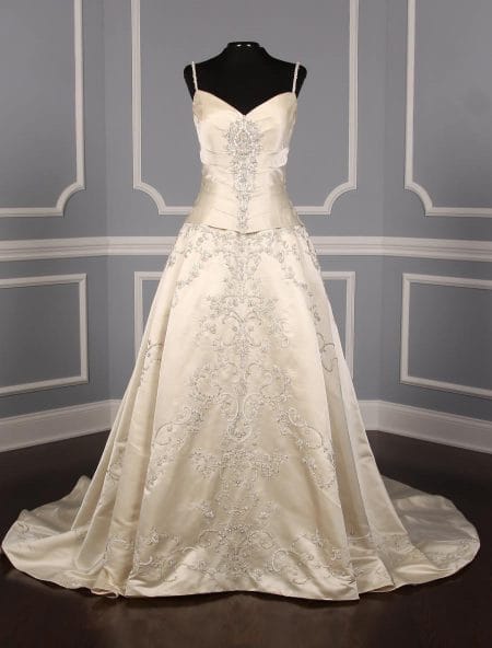 Amalia Carrara 306 Wedding Dress Size 6