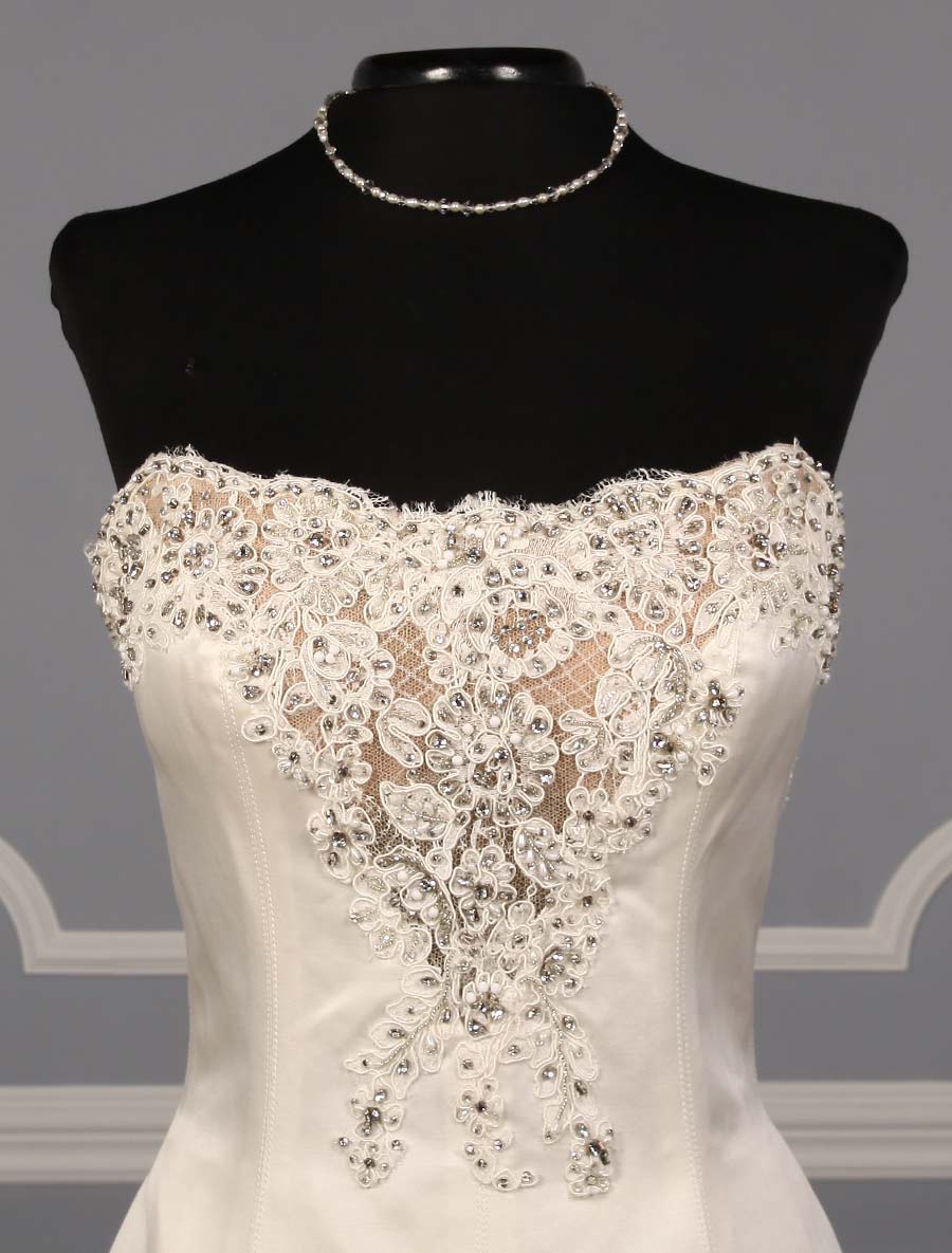 Isabelle Armstrong Constance Wedding Dress Front Bodice
