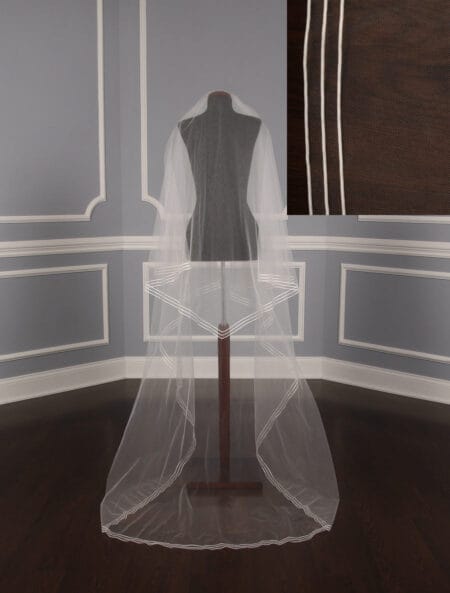 Jennifer Leigh Julianna Diamond White Sweep Length Oval Bridal Veil