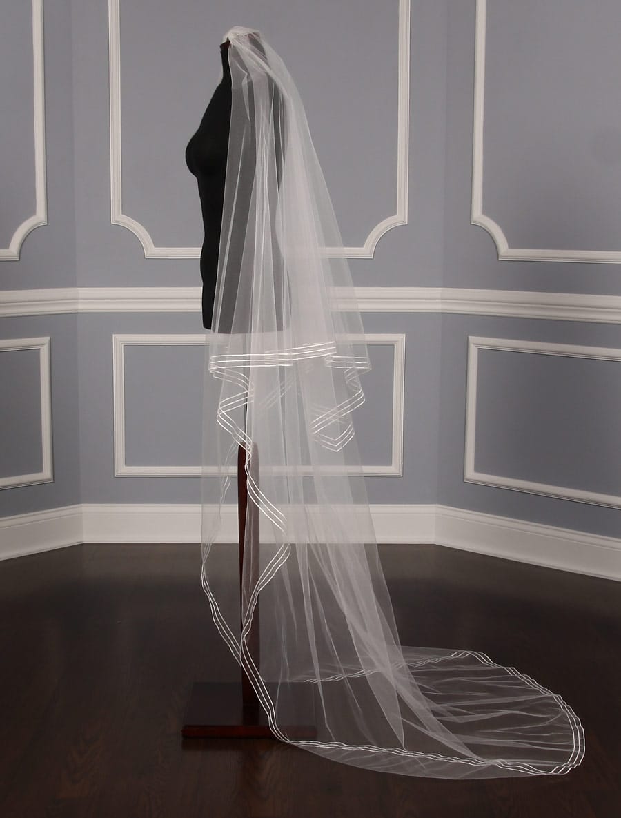 Jennifer Leigh Julianna Wedding Veils