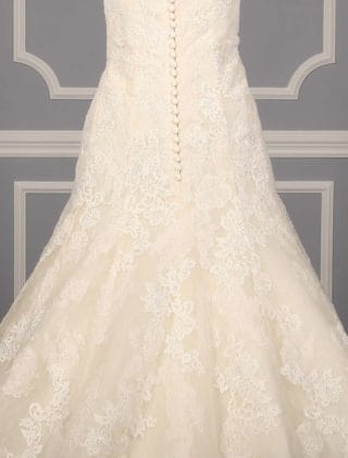 Pronovias Bilyana Wedding Dress Back Skirt Detail