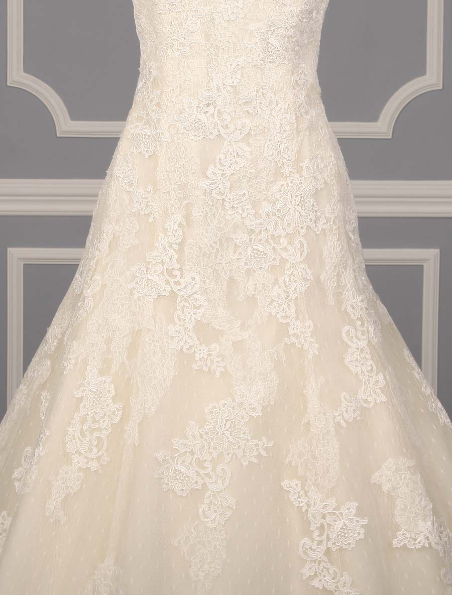 Pronovias Bilyana Wedding Dress Front Skirt Detail