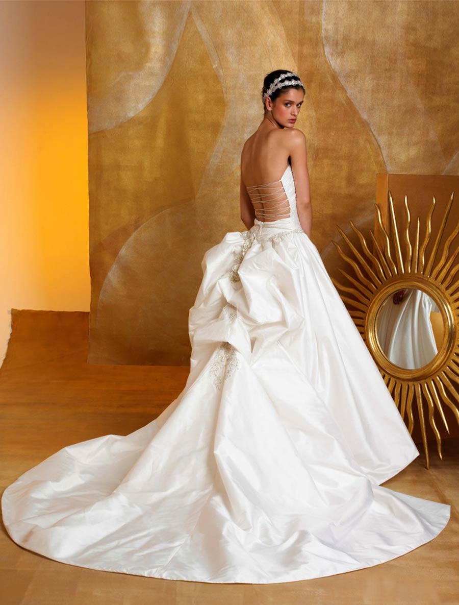 St. Pucchi Carmen Z178 Wedding Dress Back