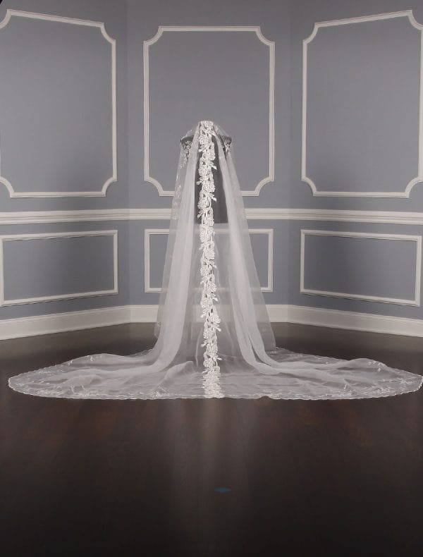 Your Dream Dress St. Pucchi M6217 Bridal Veil
