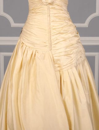 St. Pucchi Mercedes Z224 Wedding Dress Back Skirt Detail