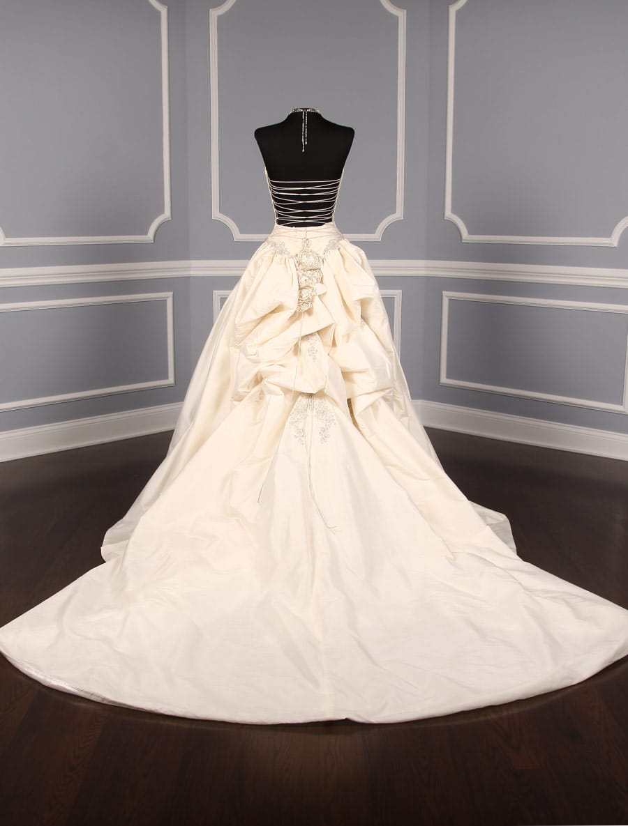 St. Pucchi Wedding Dresses