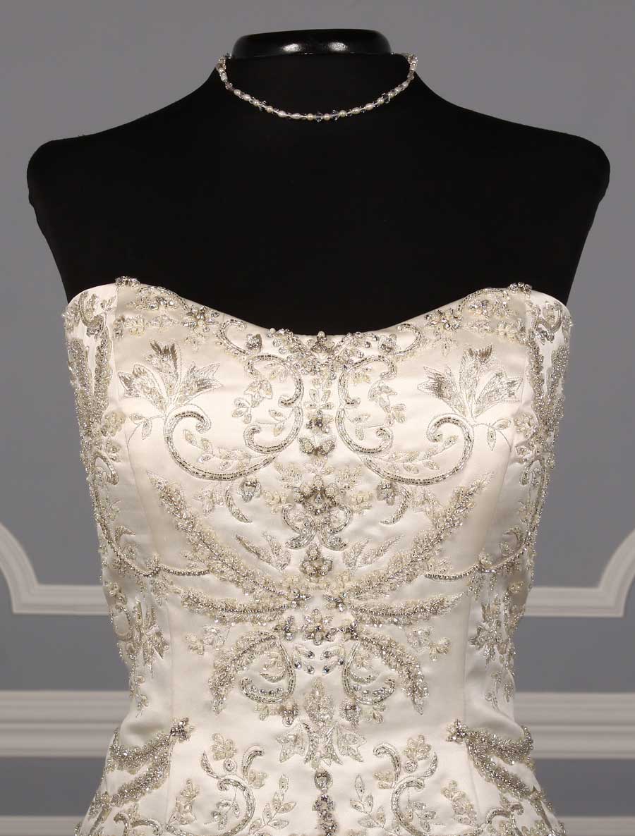 Casablanca 2152 Wedding Dress Front Bodice