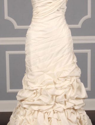 St. Pucchi Adeline Z316 Wedding Dress Front Skirt Detail