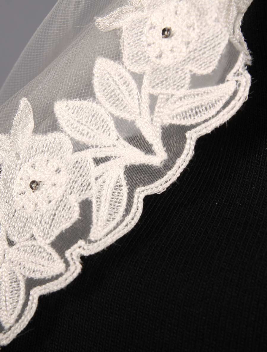 St. Pucchi M1479 Bridal Veil Detail