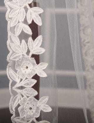 St. Pucchi M1479 Wedding Veil Dimond White Details