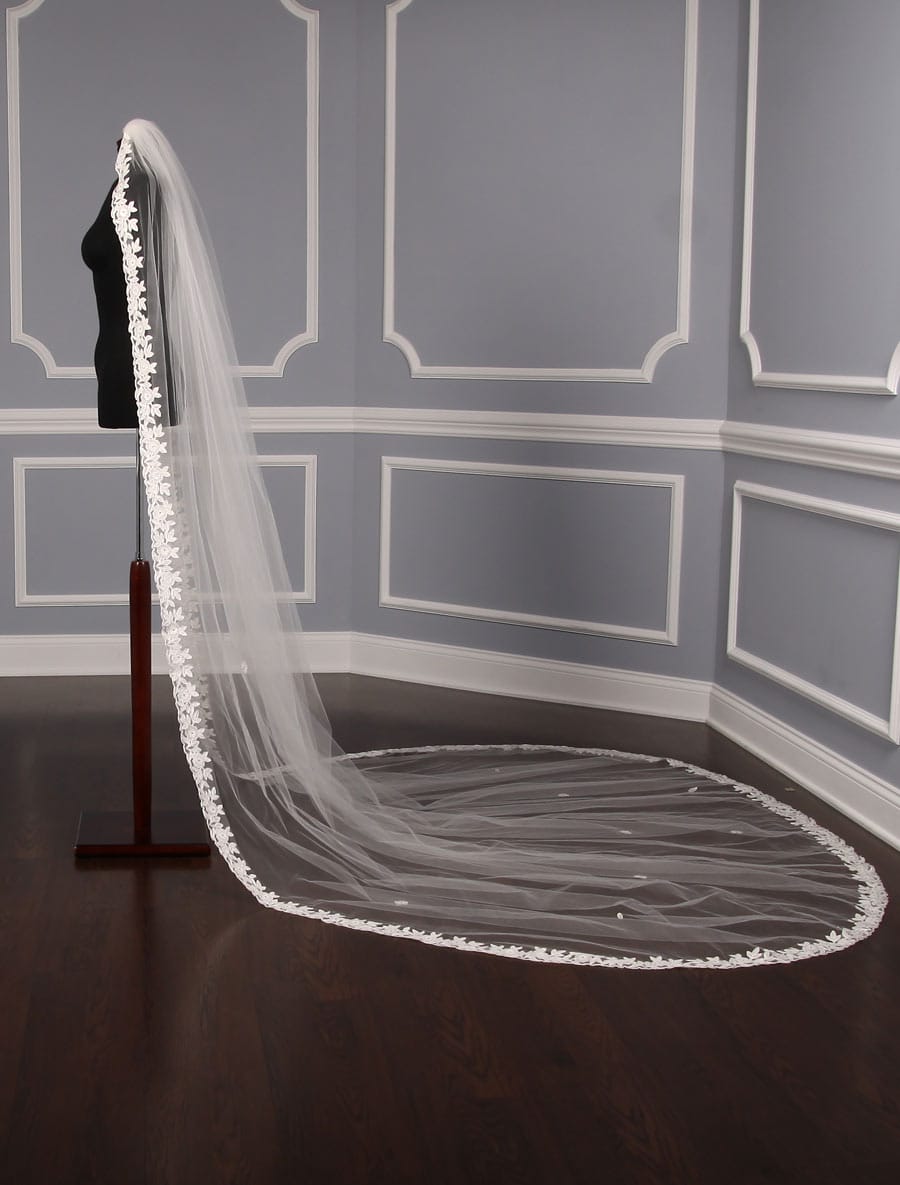 St. Pucchi M1479 Wedding Veil Discount Designer Side