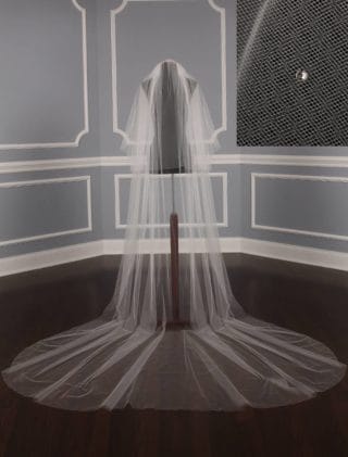 Jennifer Leigh Twyla Bridal Veil