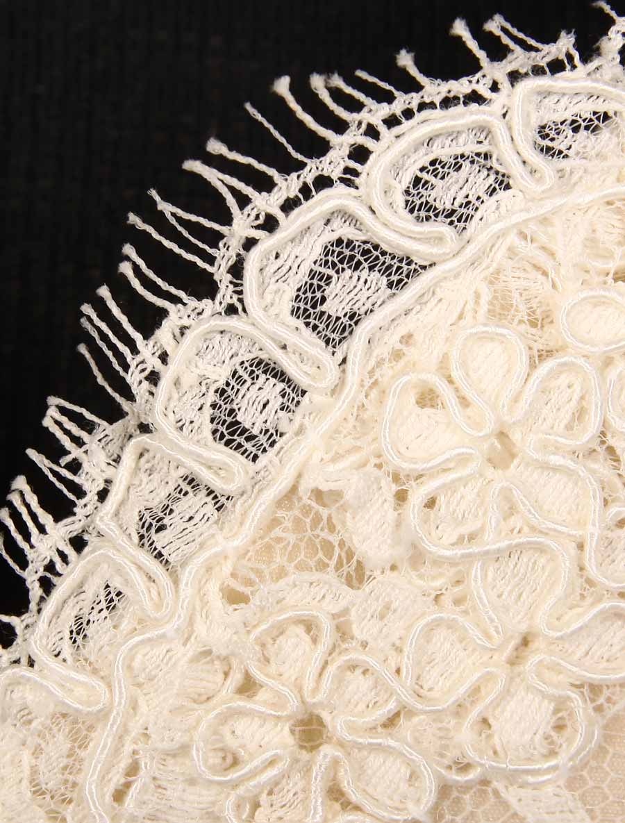 This beautiful Ines Di Santo Manye wedding dress is New!  The French Alencon Lace is absolutely amazing in person!  The lace is ivory and the taffeta lining is antique ivory, which is a warm ivory.  This Manye lace wedding gown is strapless with a sweetheart neckline, a trumpet / mermaid silhouette and a chapel train.  Such a timeless and classic style wedding gown! 