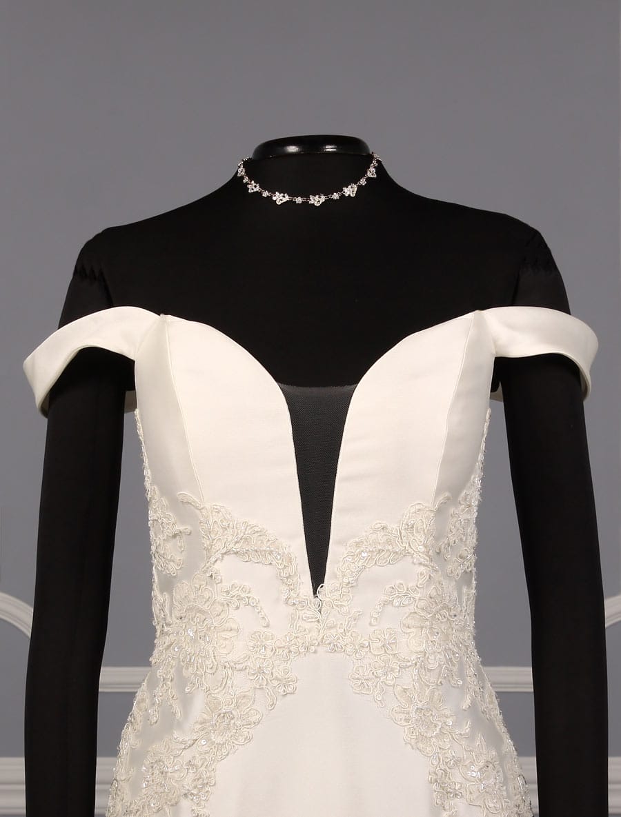 Kenneth Pool Mikayla K492 Wedding Dress Front Bodice