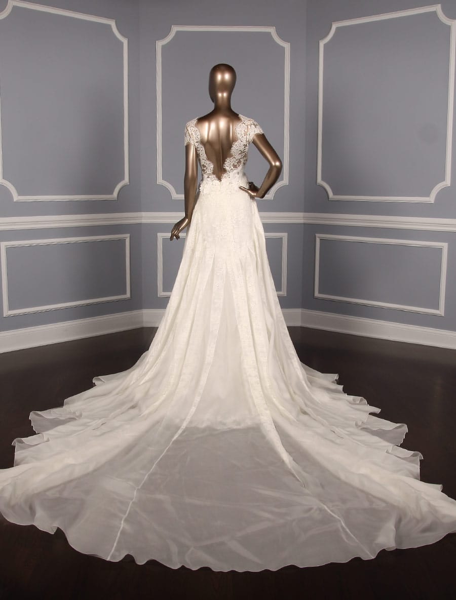 Pronovias Atelier Collection Ritmo Wedding Dress Back with Detachable Train