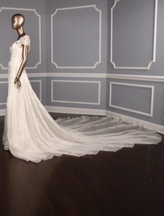 Pronovias Discounted Designer Ritmo Wedding Dress Side with Detachable Train
